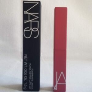 NARS Cosmetics - Powermatte Lipstick - American Woman (Chestnut Rose)